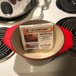 Le Creuset cast iron fondue pot